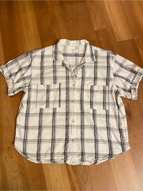 Weekend Linen Style Black & White Plaid Button-Down Shirt
